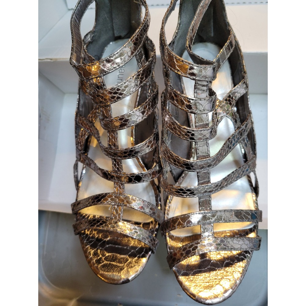 Maurices Heather Strap Snake Metallic Pewter Gladiator Heels 8.5 99290 1414